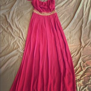 Red (wine color) maxi dress for evening occasion